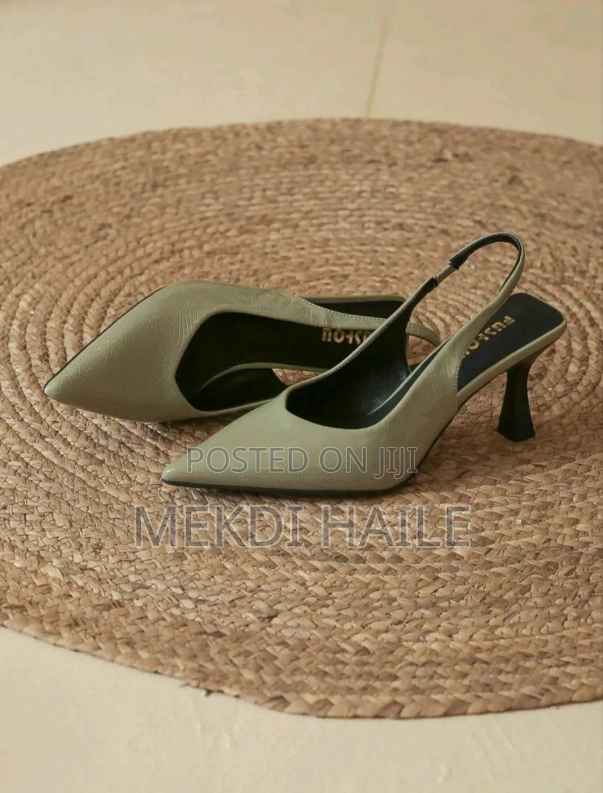 Medium Heel Size 37