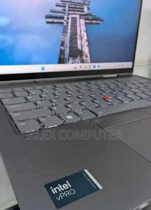 New Laptop Lenovo ThinkPad X1 Carbon 16GB Intel Core Ultra 7 SSD 1T