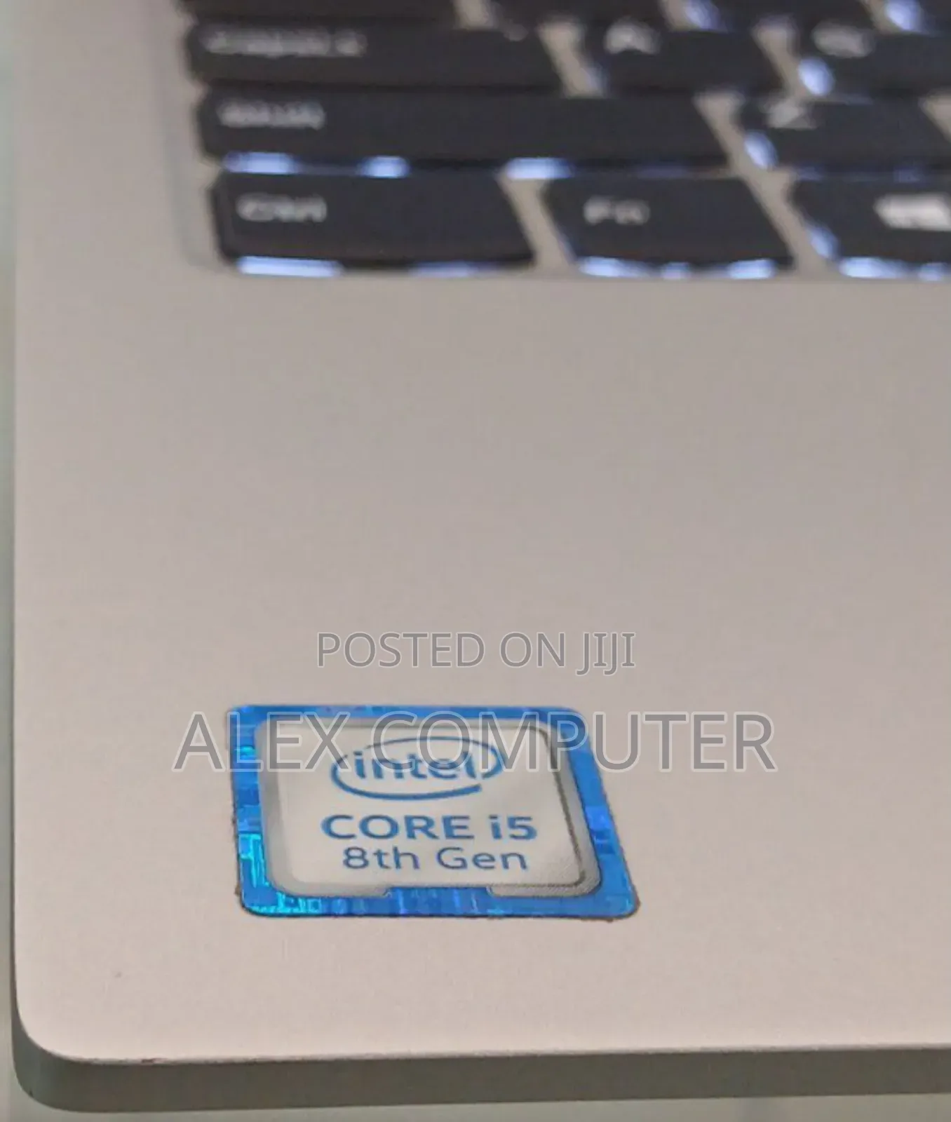 New Laptop Lenovo Yoga 730 8GB Intel Core I5 SSD 256GB