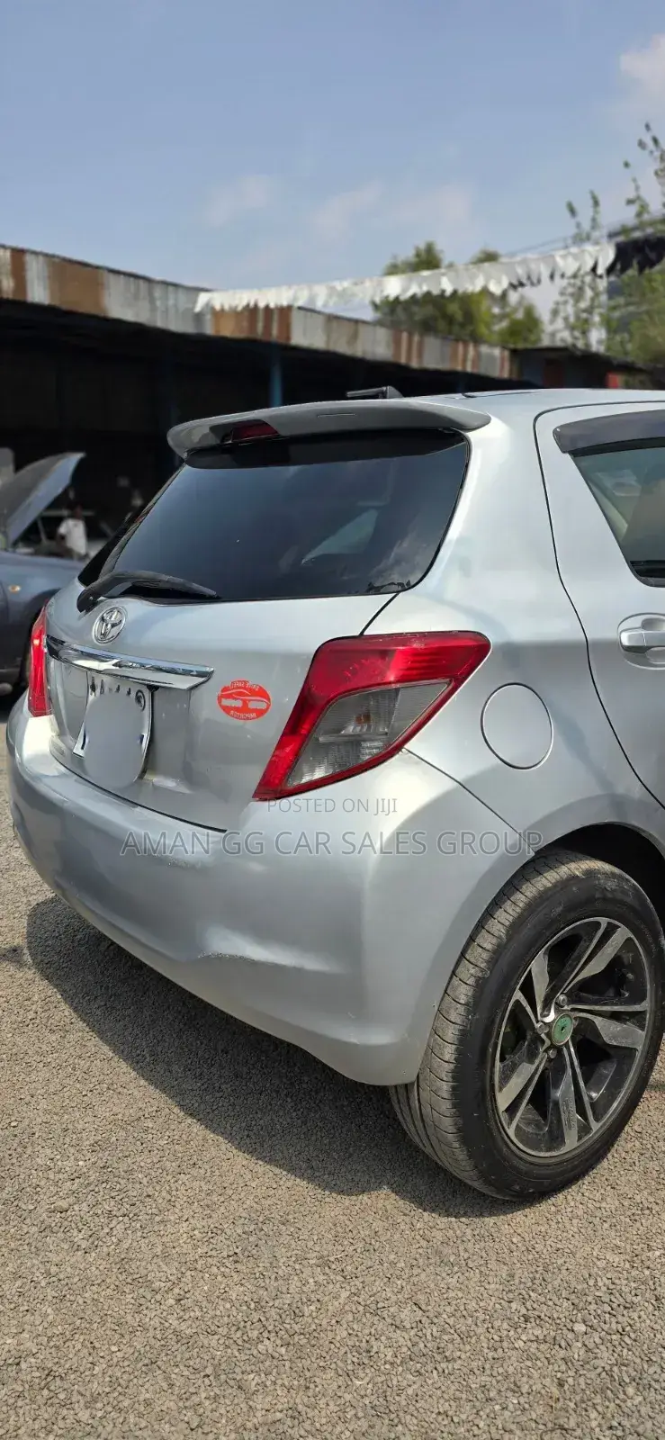 Toyota Yaris 2012 Silver