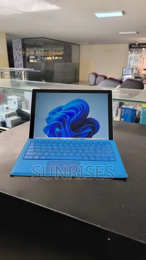 New Laptop Microsoft Surface Pro 7 8GB Intel Core I5 SSD 128GB