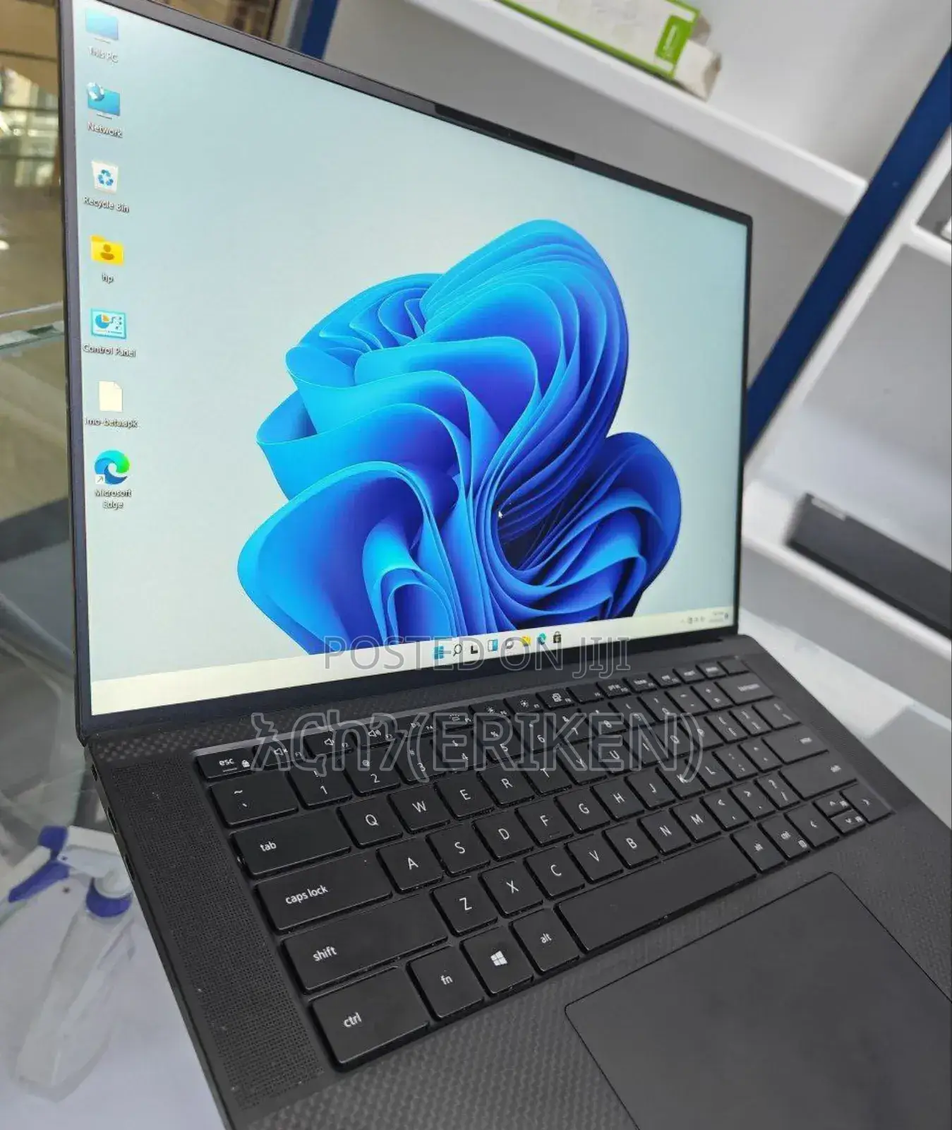 New Laptop Dell Precision 5570 16GB Intel Core I7 SSD 512GB