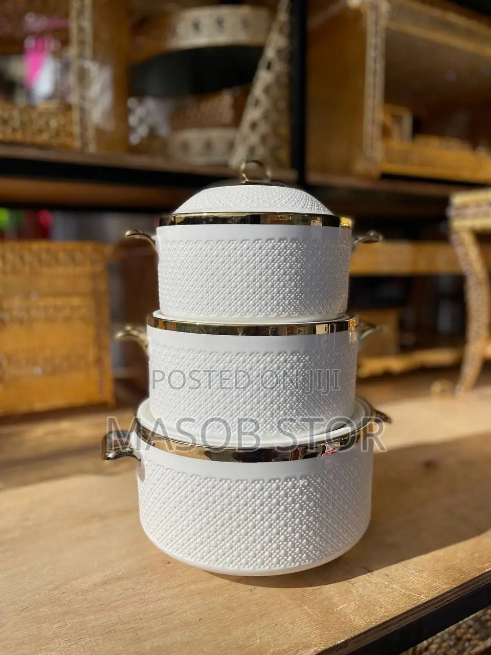 ባለ ሶስት ሸክላ ጎልደን ጠርዝ የወጥ ሳህን