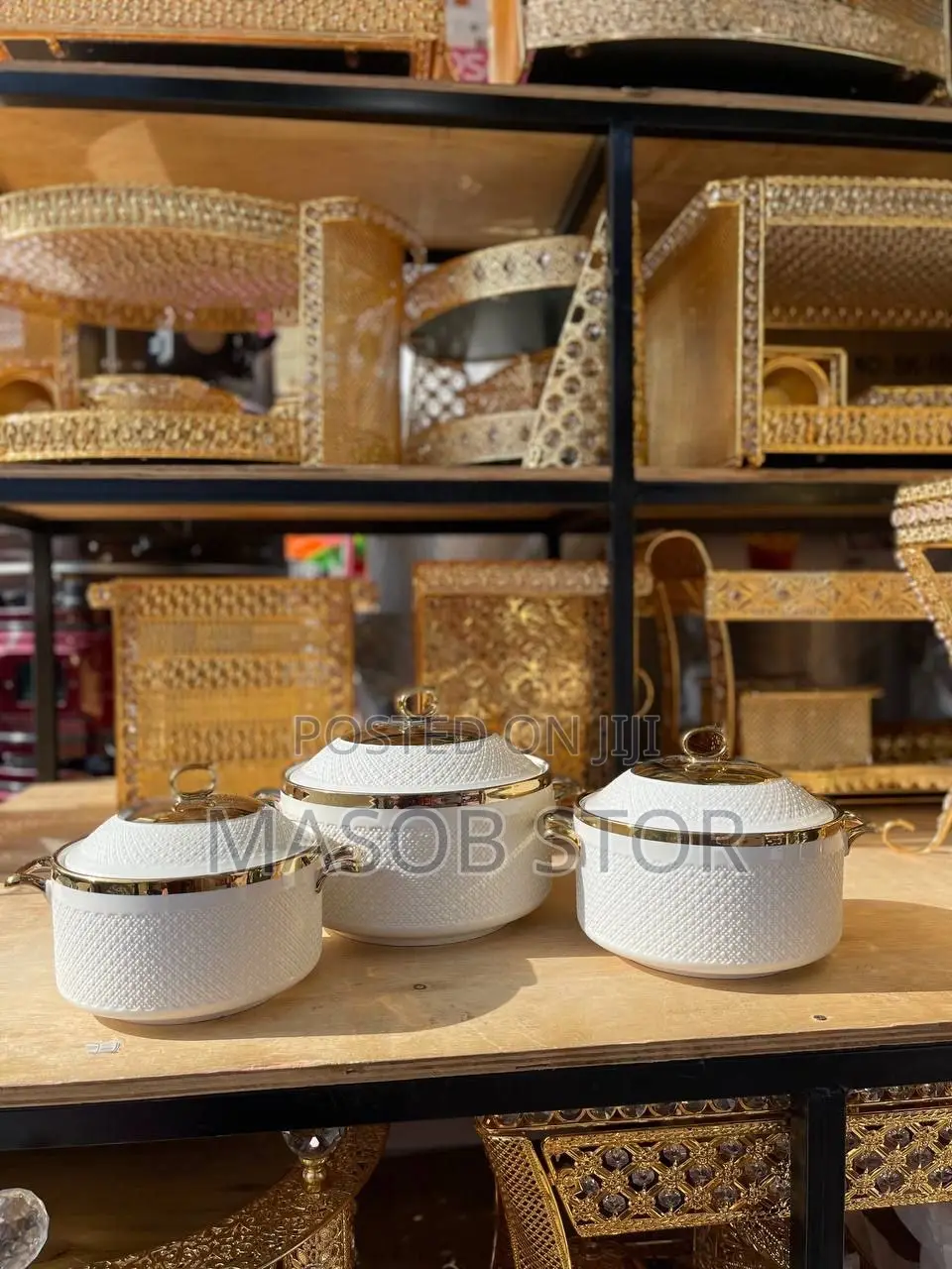 ባለ ሶስት ሸክላ ጎልደን ጠርዝ የወጥ ሳህን