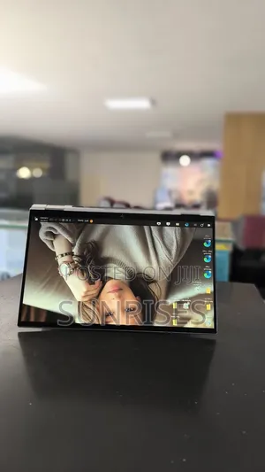 Photo - New Laptop HP EliteBook 840 G7 16GB Intel Core I7 SSD 512GB