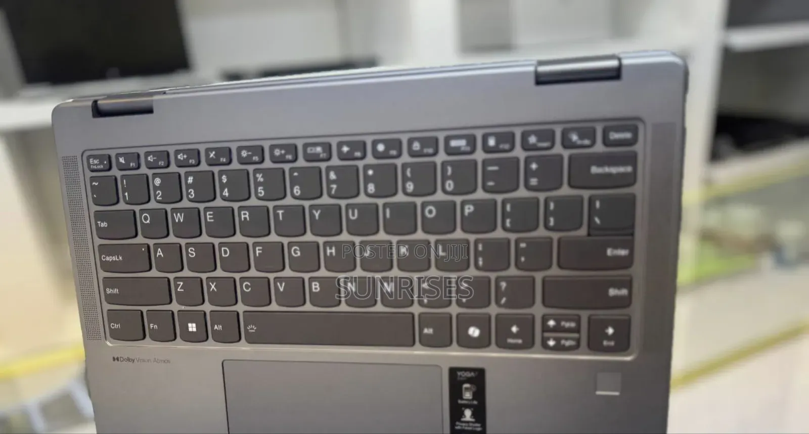 New Laptop Lenovo Yoga 7i 16GB AMD Ryzen 7 SSD 512GB