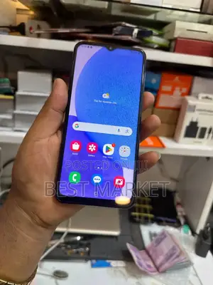 Photo - Samsung Galaxy A23 64 GB Gray