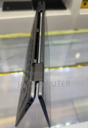 New Laptop Lenovo Yoga 7i 16GB AMD Ryzen 7 SSD 1T