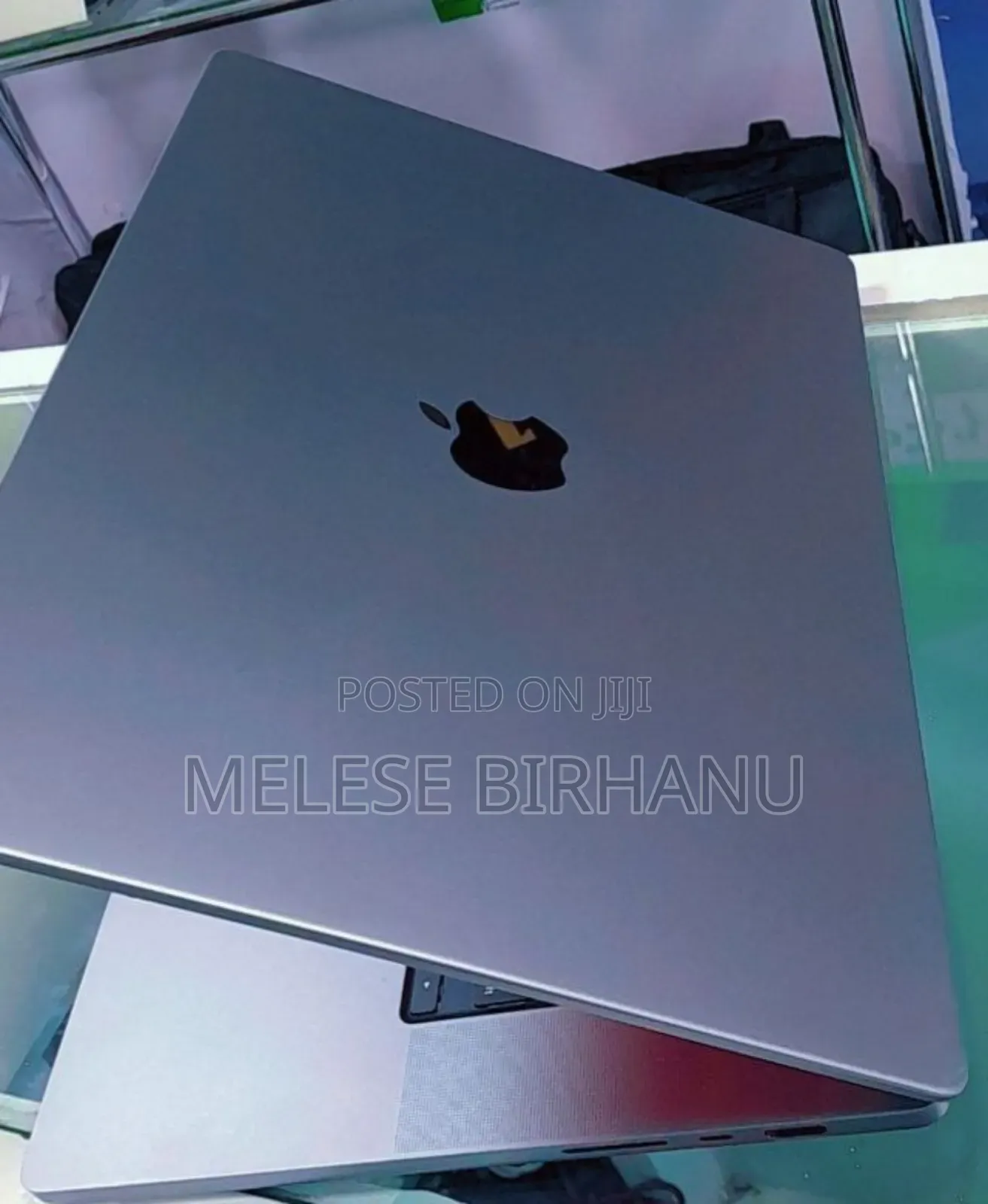 New Laptop Apple MacBook Pro 2021 M1 16GB Apple M1 Pro SSD 512GB