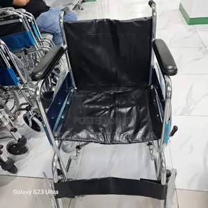 መንቀሳቀሻ ወንበሮች Wheelchair田ጥራት ያላቸዉ የህክምና እቃዎች፡ Wheelchair፧ዊልቼር
