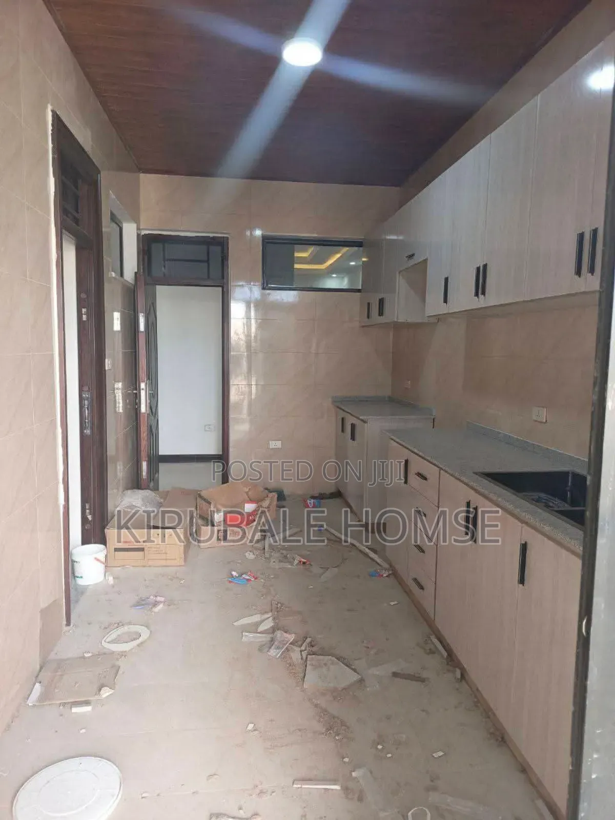 4bdrm Apartment in Bole for sale