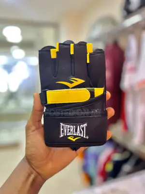 Photo - Everlast Leather Glove