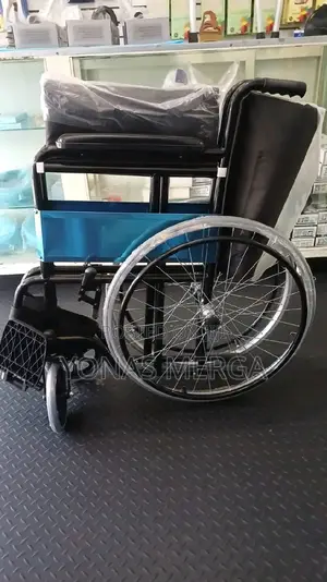 Aluminum Wheelchair Disabled欼capacity:150kg
Brand:MEDIA6