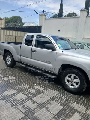 Toyota Tacoma 2008 Silver