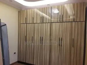 Photo - Modern Closet