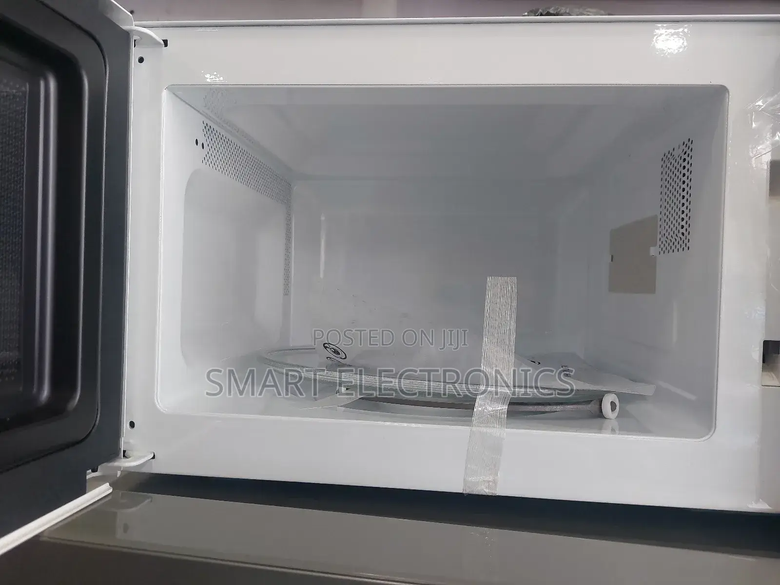 Samsung Microwave Ovens
23 Litres Capacity