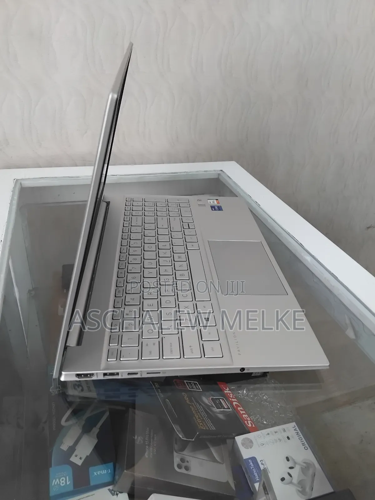 New Laptop HP Pavilion 15 8GB Intel Core I7 SSD 512GB