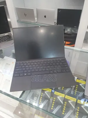 New Laptop Dell XPS 15 32GB Intel Core Ultra 7 SSD 512GB