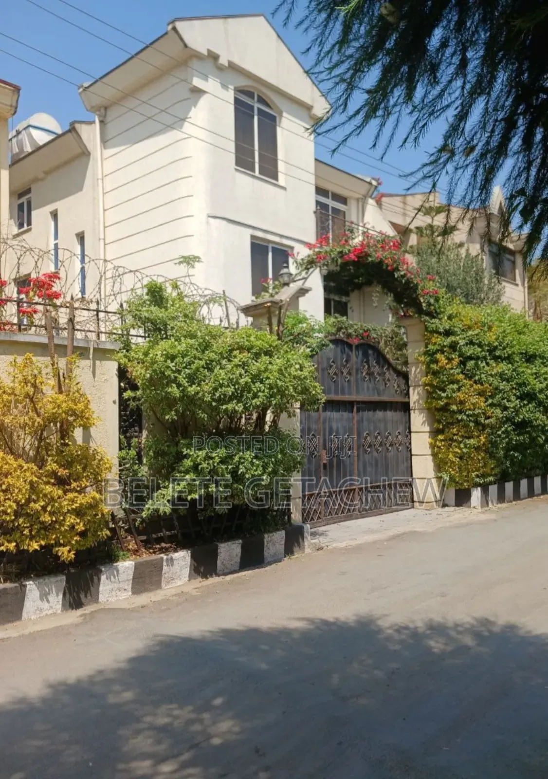 10bdrm House in Jacros, G+2 Luxury, Bole for sale
