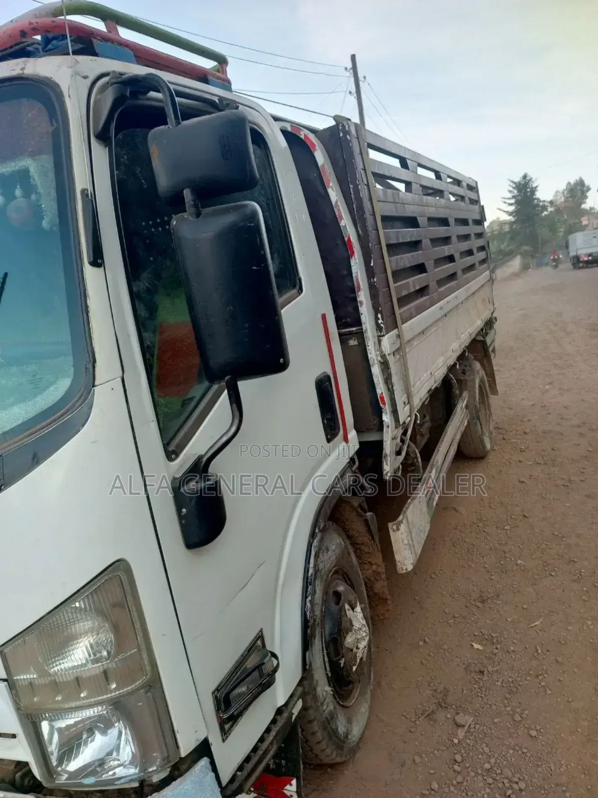 Model Isuzu Obama
Year 2023 Real
15.000km ብቻ የተነዳ
Targa B76×