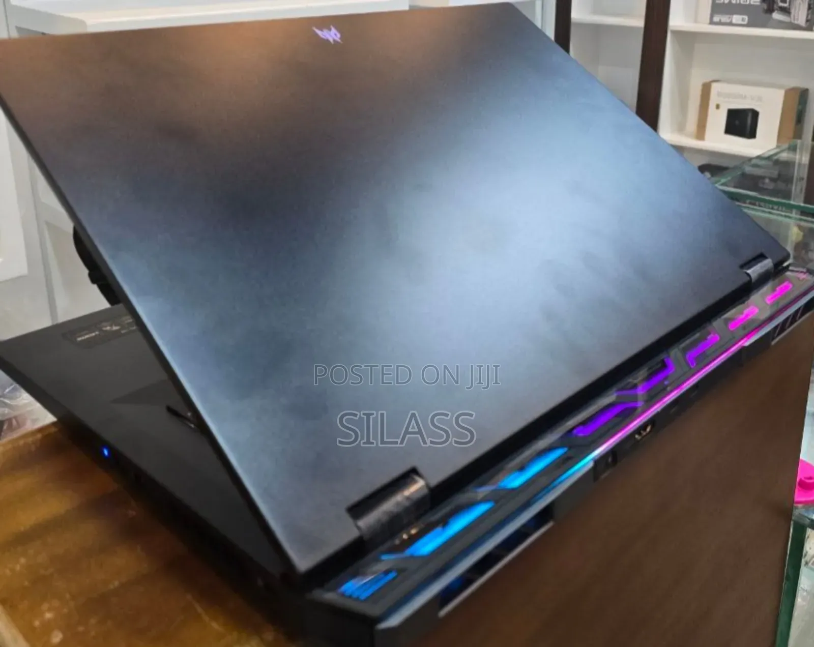 New Laptop Acer Predator Helios 18 PH18-71 16GB Intel Core I7 SSD 1T