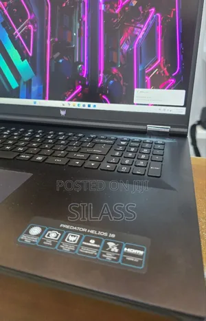 New Laptop Acer Predator Helios 18 PH18-71 16GB Intel Core I7 SSD 1T