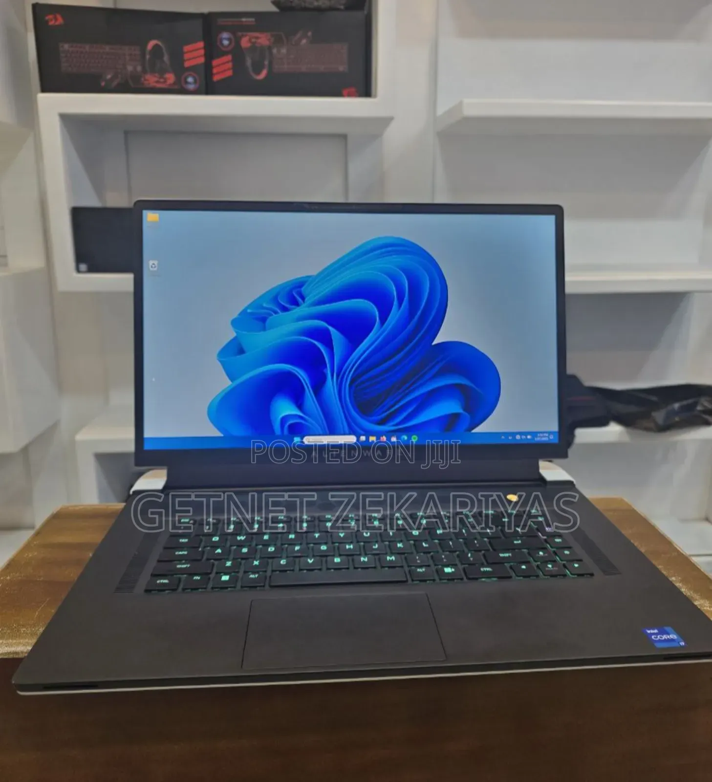 New Laptop Alienware M17x R2 32GB Intel Core I7 SSD 1T