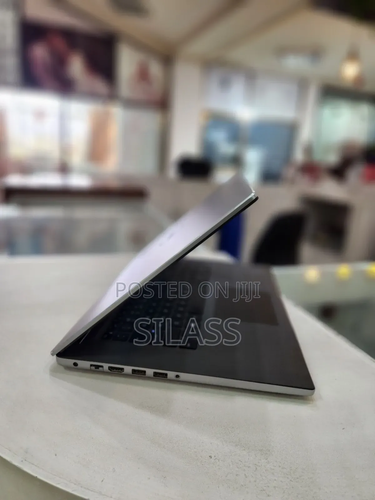 New Laptop Dell Inspiron 15 8GB Intel Core I5 HDD+SSD 1T