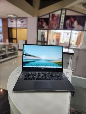 Photo - New Laptop Dell Inspiron 15 8GB Intel Core I5 HDD+SSD 1T