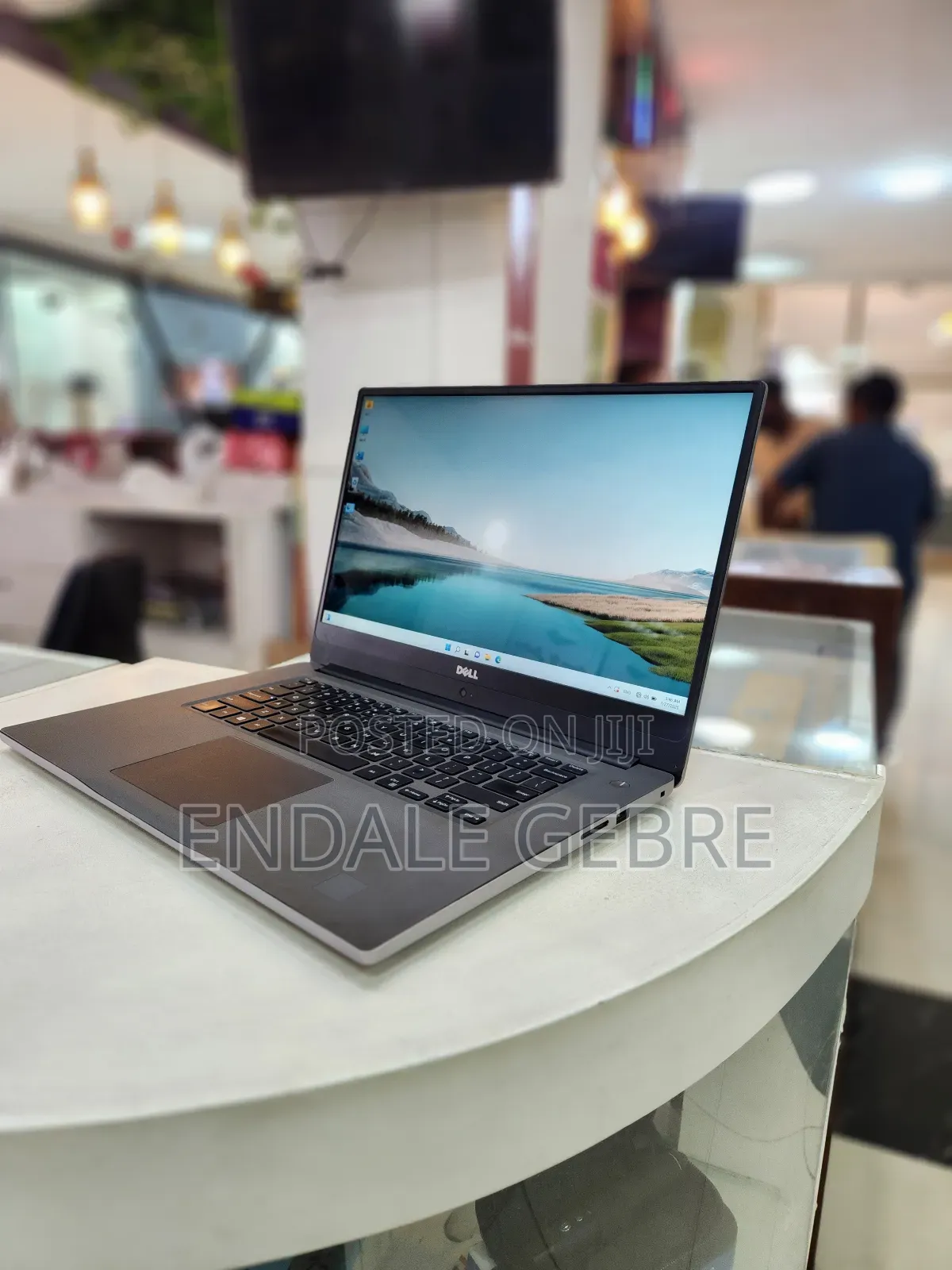 New Laptop Dell Inspiron 15 8GB Intel Core I5 HDD+SSD 1T