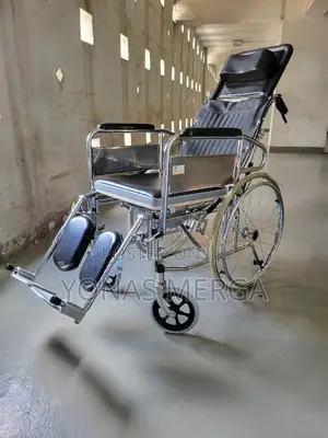 Reclining Commode Very Wheelchair卻practical Functionality