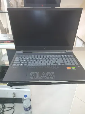 New Laptop HP Victus 15 16GB AMD Ryzen 7 SSD 1T