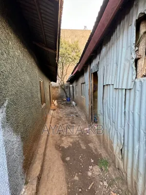 Photo - የሚሸጥ ቤት
ካሬ =662
ዲጂታል ካርታ አለው
 ግንባታ ፍቃድ ያለው
አድራሻ