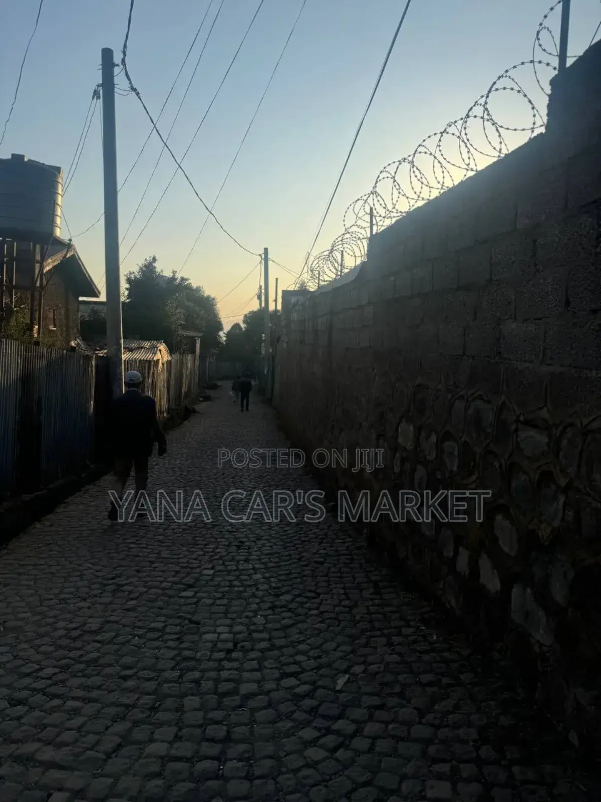 የሚሸጥ ቤት
ካሬ =662
ዲጂታል ካርታ አለው
 ግንባታ ፍቃድ ያለው
አድራሻ