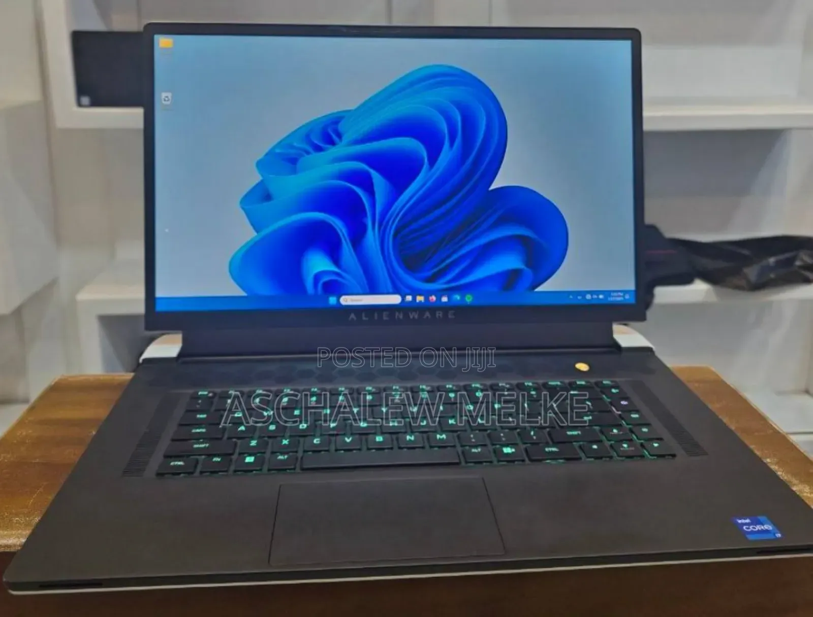 New Laptop Alienware M17x R2 32GB Intel Core I7 SSD 1T