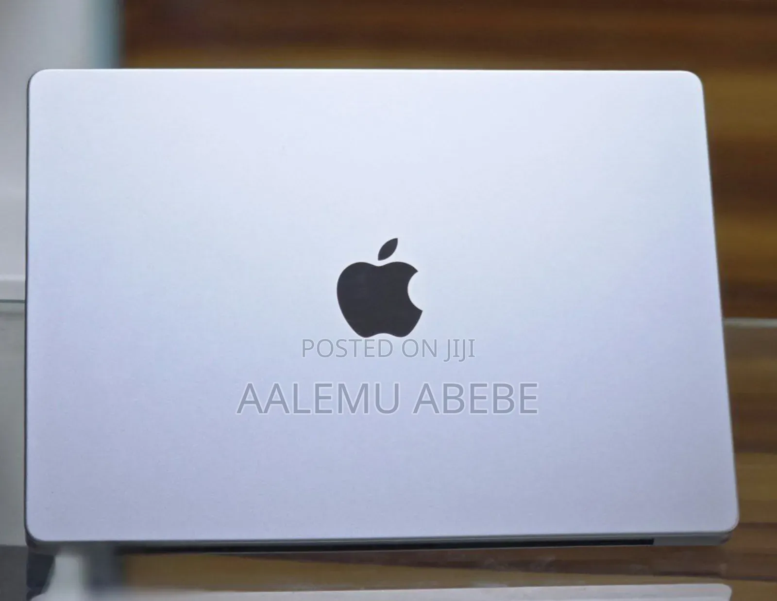 New Laptop Apple MacBook Pro 2023 M3 14-Inch 16GB Apple M3 SSD 512GB