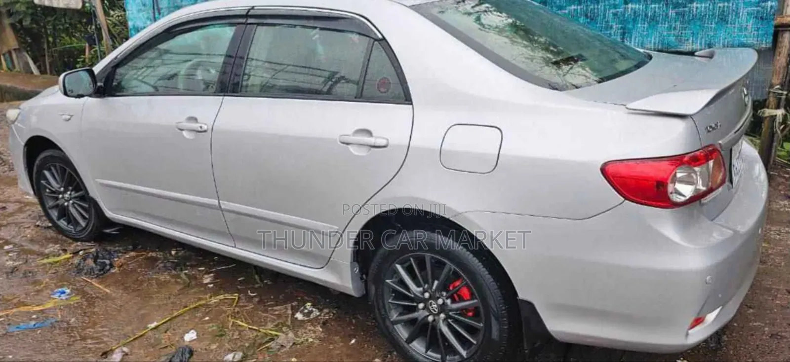 Toyota Corolla 2011 Silver