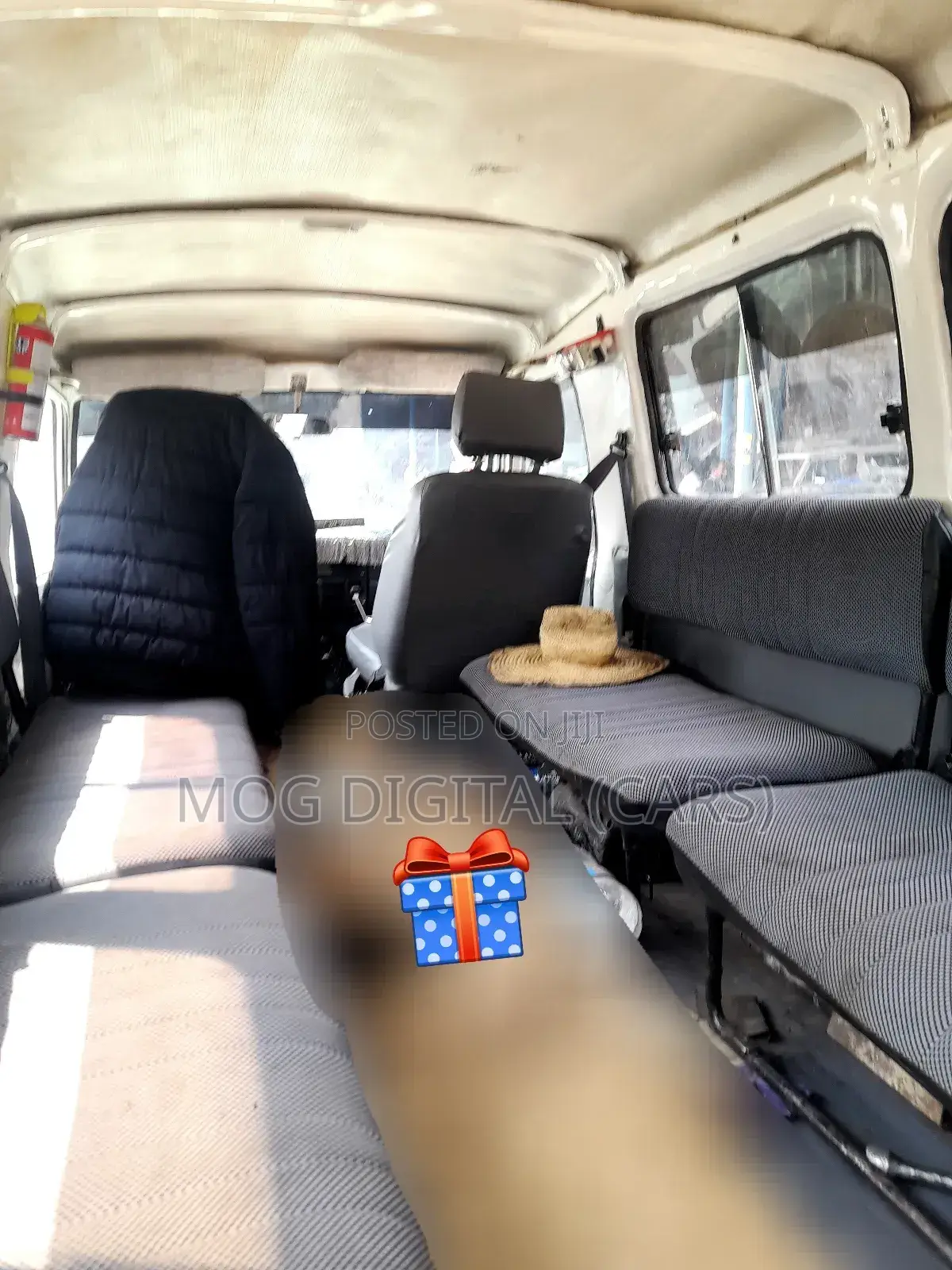 Toyota Land Cruiser 70 1989 White