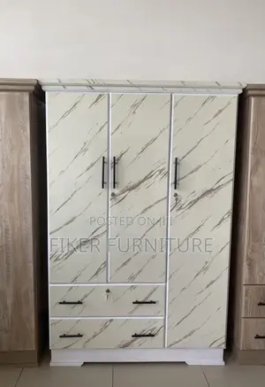 Closet (ቁምሳጥን)