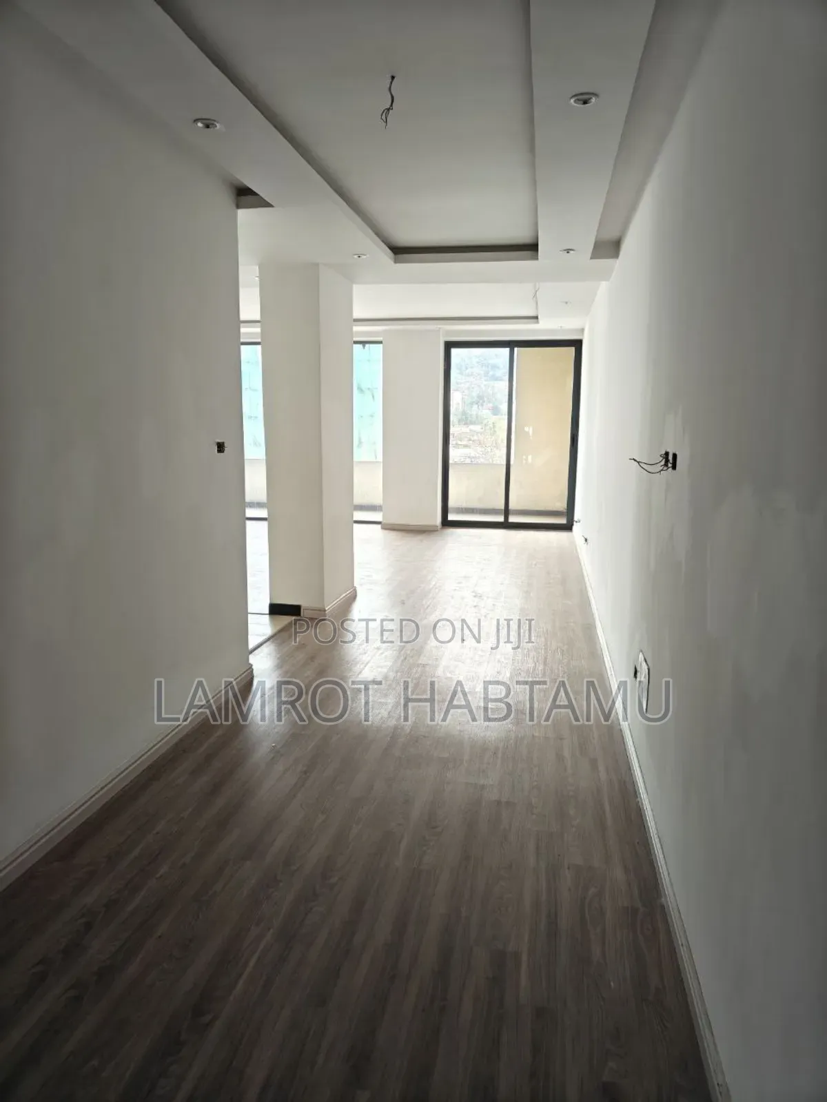 3bdrm Apartment in Taza Properties, Yeka for sale