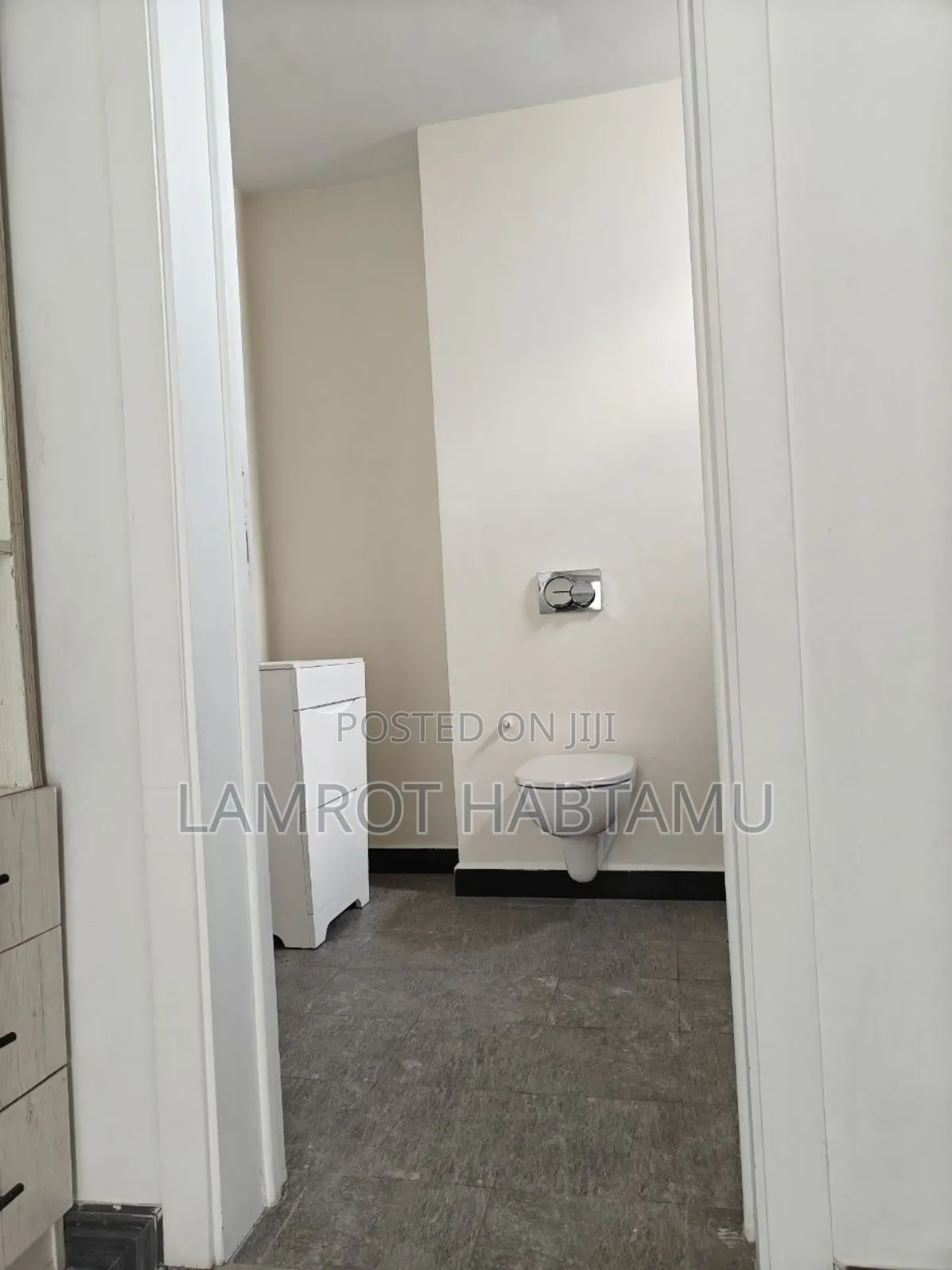 3bdrm Apartment in Taza Properties, Yeka for sale