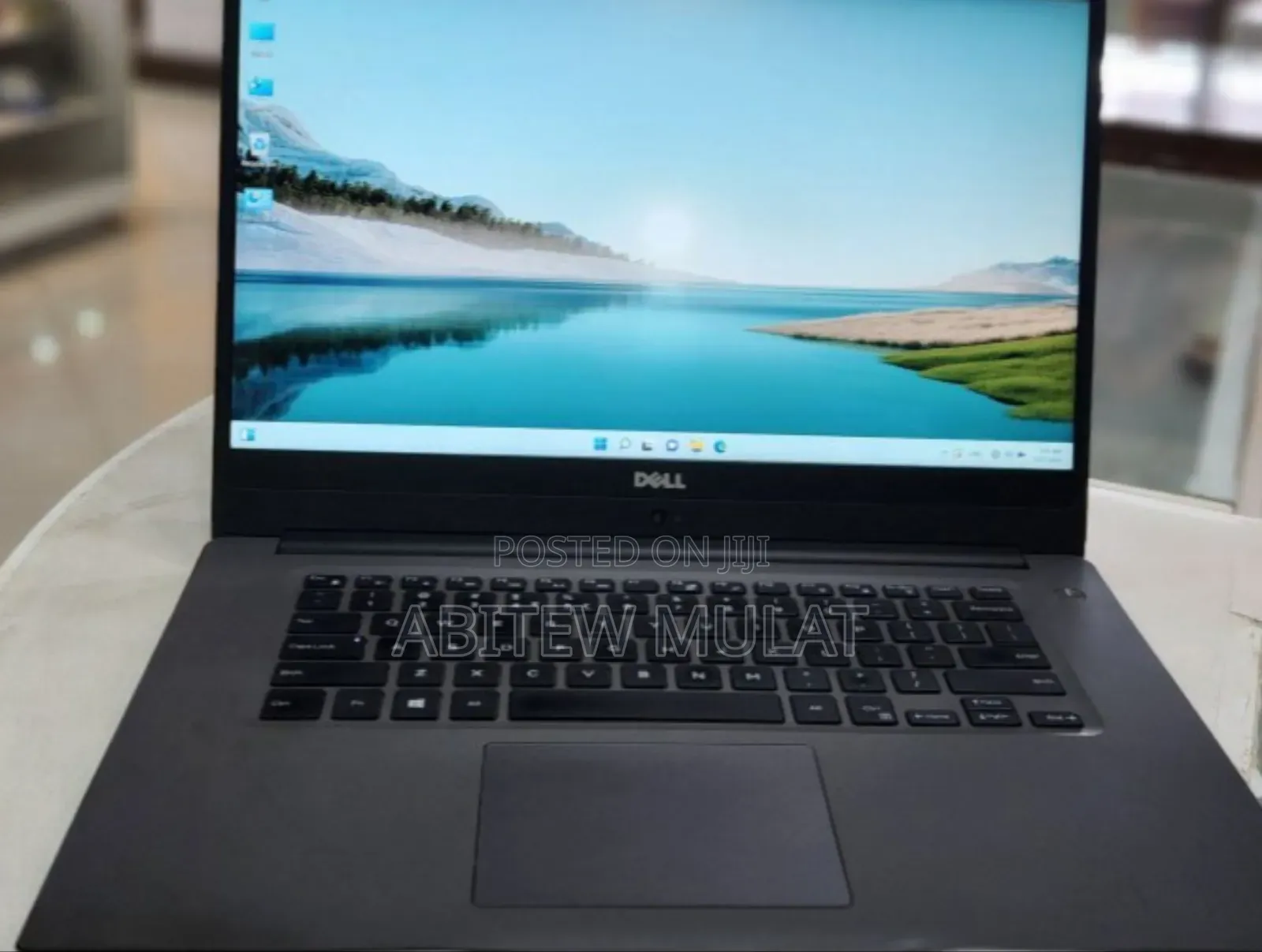 New Laptop Dell Inspiron 15 8GB Intel Core i5 HDD+SSD 1T