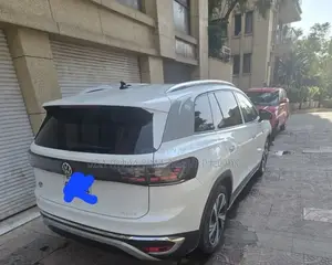 New Volkswagen ID.6 2024 White