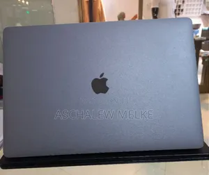 Laptop Apple MacBook Pro 2016 16GB Intel Core I7 SSD 512GB