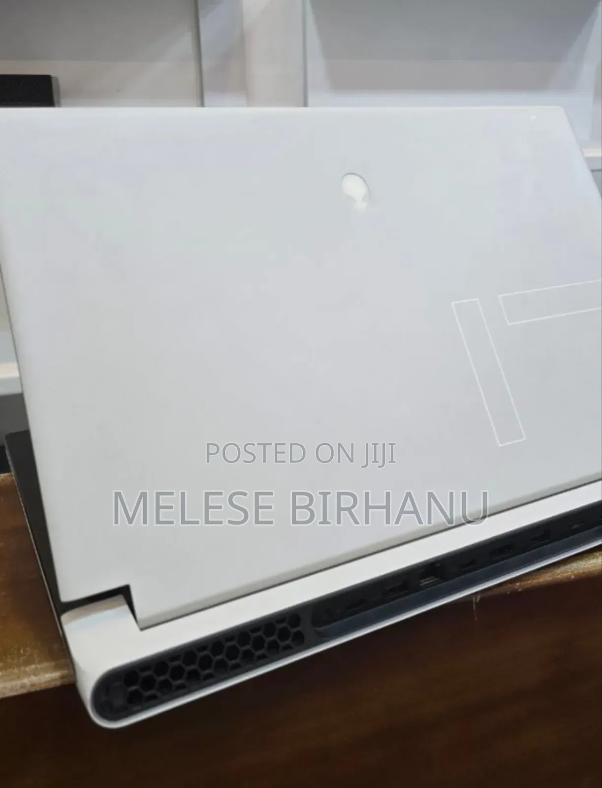 New Laptop Alienware M17x R2 32GB Intel Core I7 SSD 1T