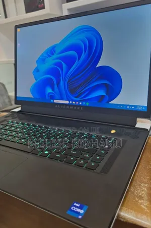 New Laptop Alienware M17x R2 32GB Intel Core I7 SSD 1T