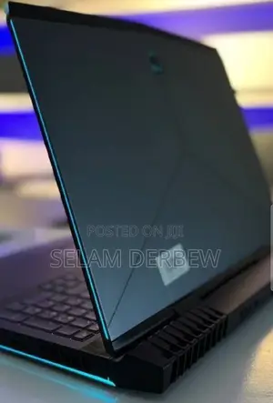New Laptop Alienware M17x R2 16GB Intel Core I7 HDD+SSD 1T