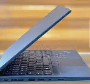 Photo - New Laptop Lenovo ThinkPad T14 16GB Intel Core I7 SSD 512GB