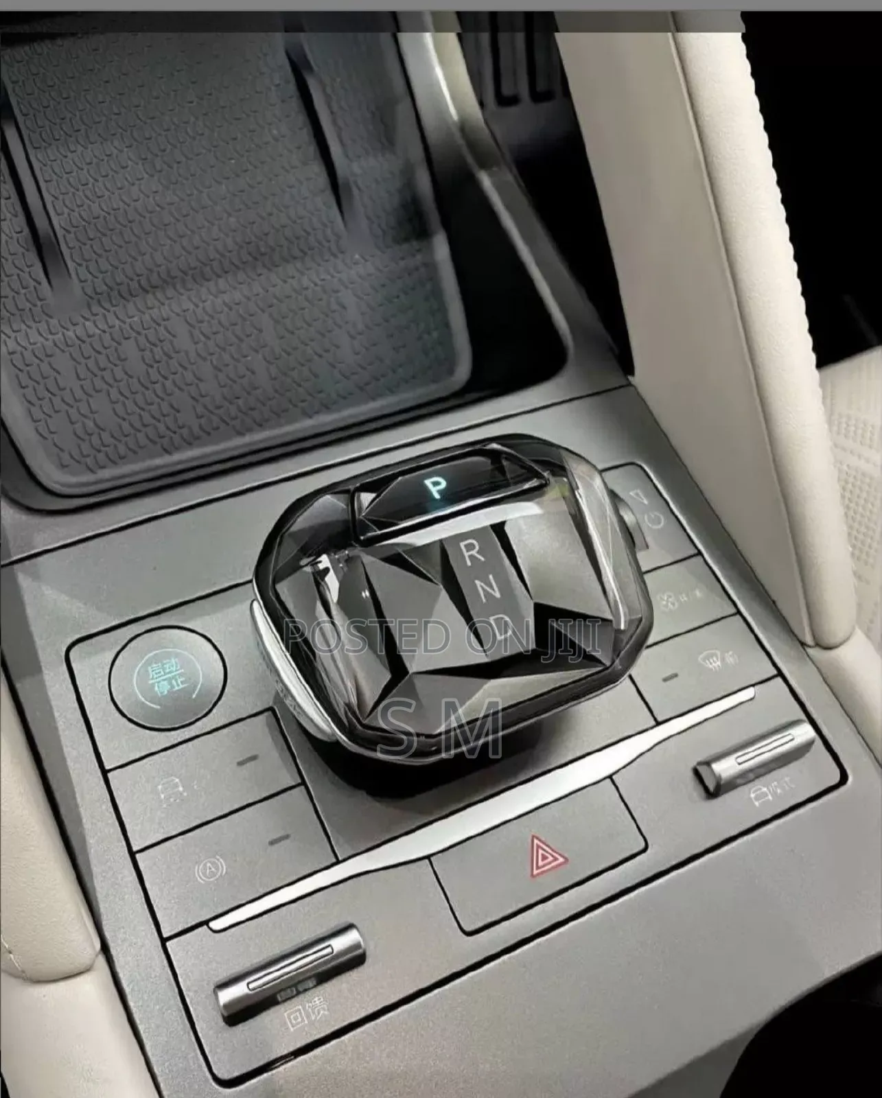 New BYD Yuan Up 45 kWh FWD 2024 Silver