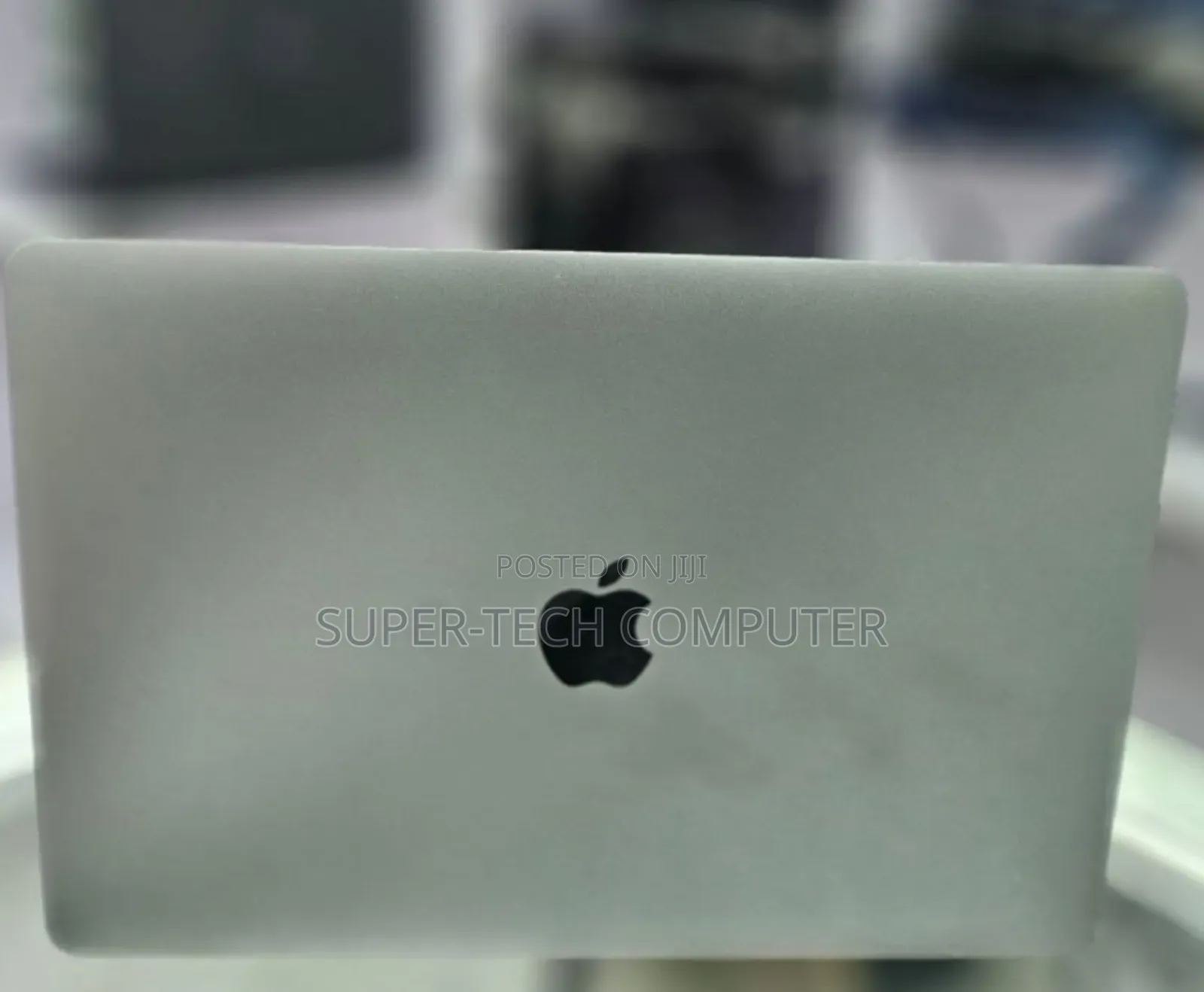 New Laptop Apple MacBook Pro 2017 8GB Intel Core I5 SSD 256GB